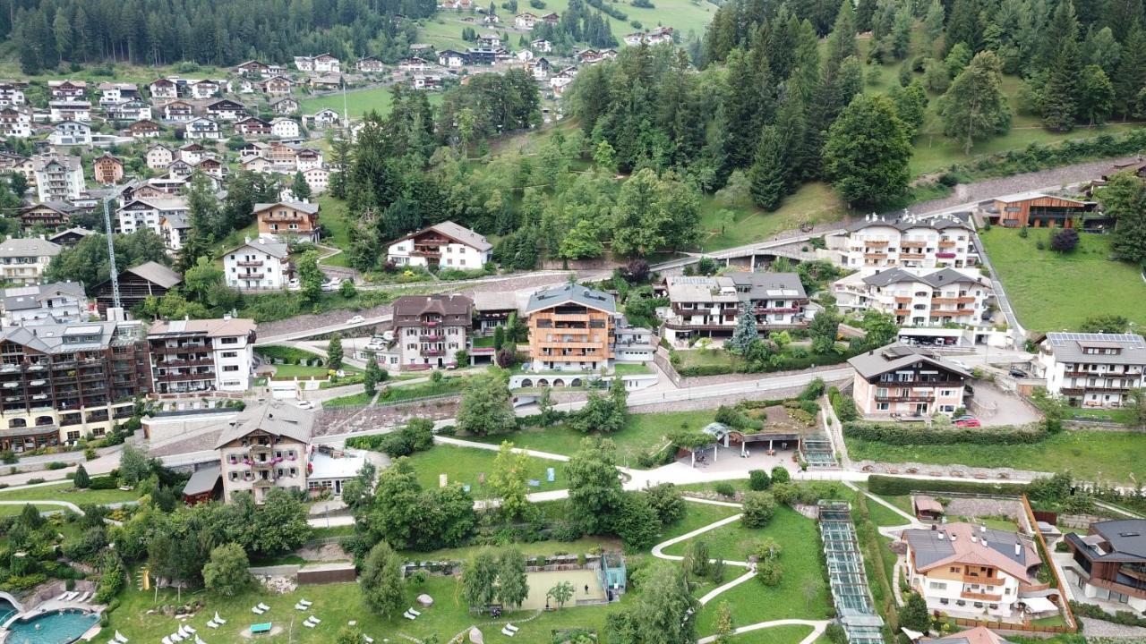 Villa Hubertus Ortisei Bagian luar foto