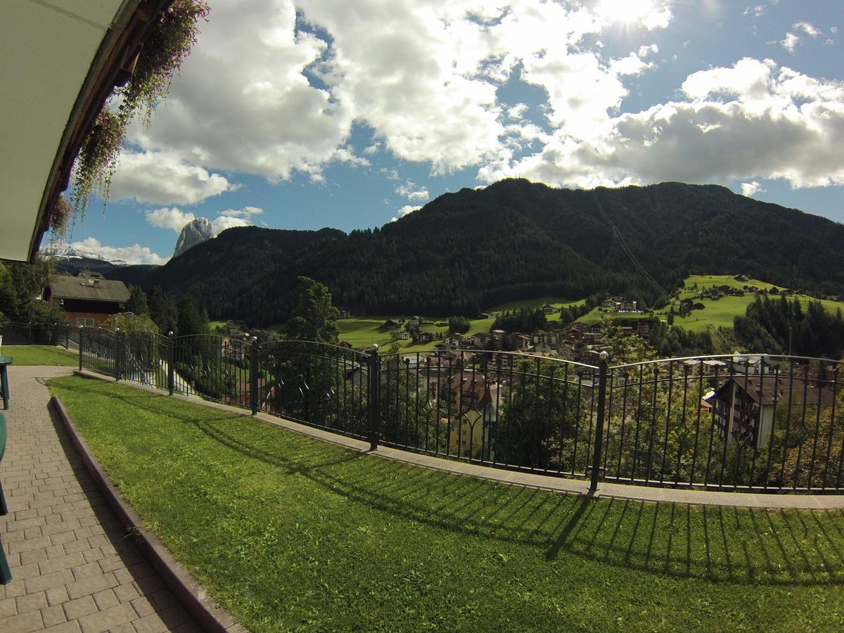 Villa Hubertus Ortisei Bagian luar foto