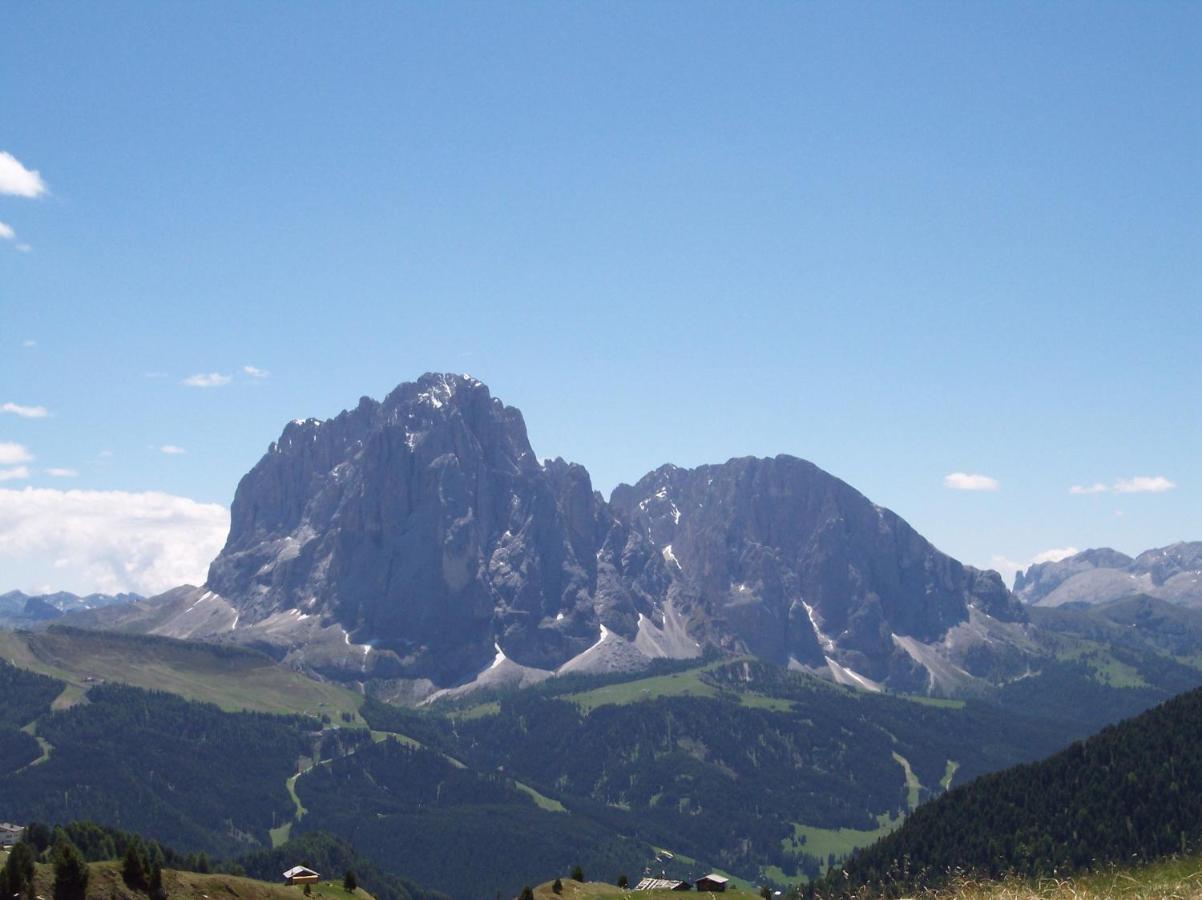 Villa Hubertus Ortisei Bagian luar foto