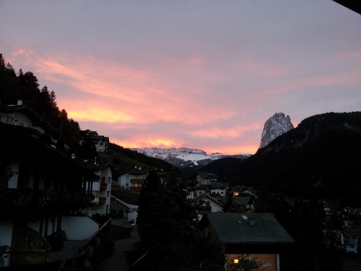 Villa Hubertus Ortisei Bagian luar foto
